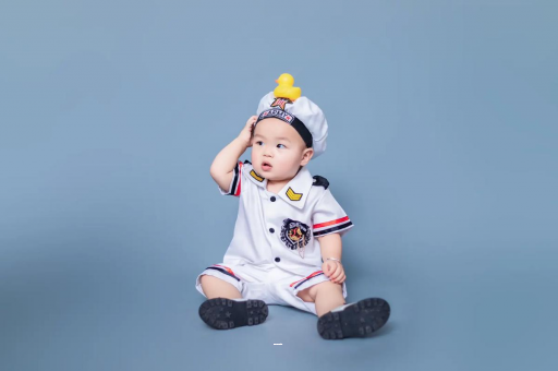 广东宝宝肚脐有点出血